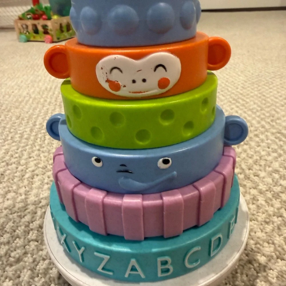 Stacking Animal Rings Toy - Multicolor Kids Stacker - Picture 4 of 5